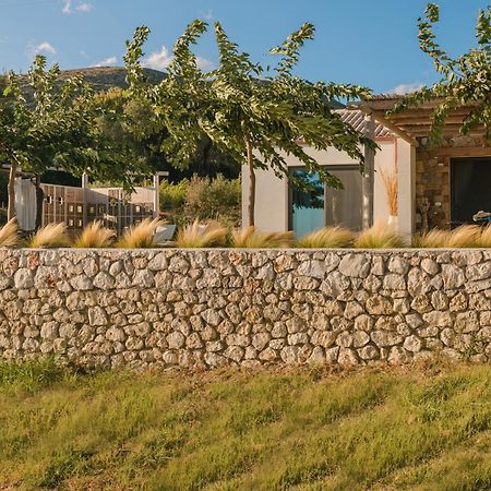Spathes Suites Kefalonia - Luxury Suites Ratzaklion ภายนอก รูปภาพ